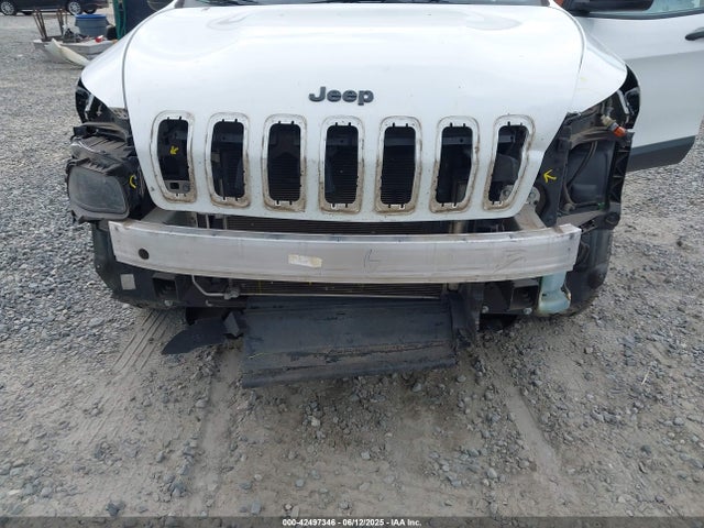 1C4PJLAB3HW592273 Jeep Cherokee