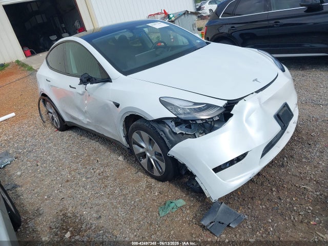 2023 TESLA MODEL Y 7SAYGDEE9PA060896 Photo 0