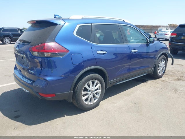 Nissan 2019 2019 KNMAT2MT2KP556560 Image 4
