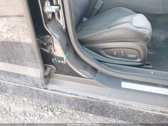 6G3F15RW1HL300591 Chevrolet SS