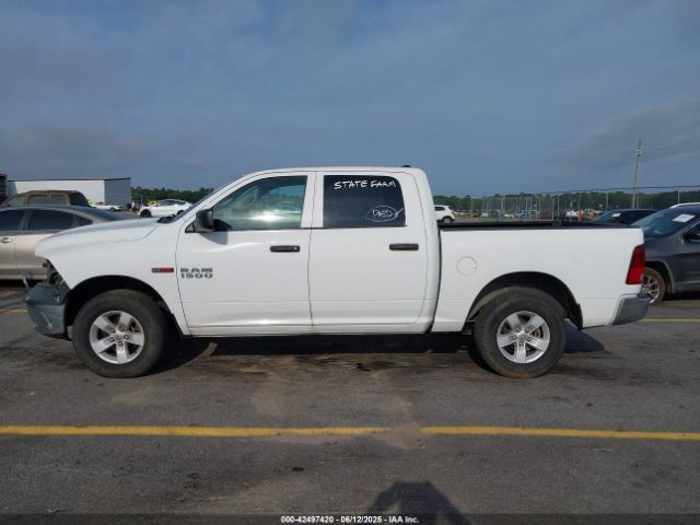1C6RR7KM4JS297910 RAM 1500 Tradesman  4x4 5'7 Box
