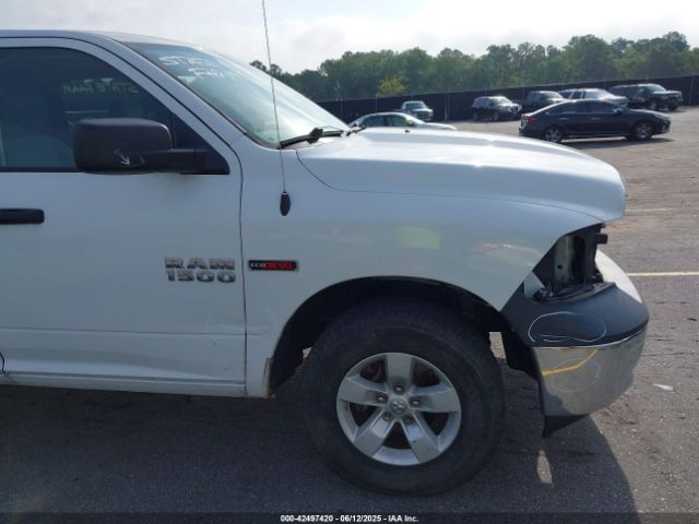 1C6RR7KM4JS297910 RAM 1500 Tradesman  4x4 5'7 Box