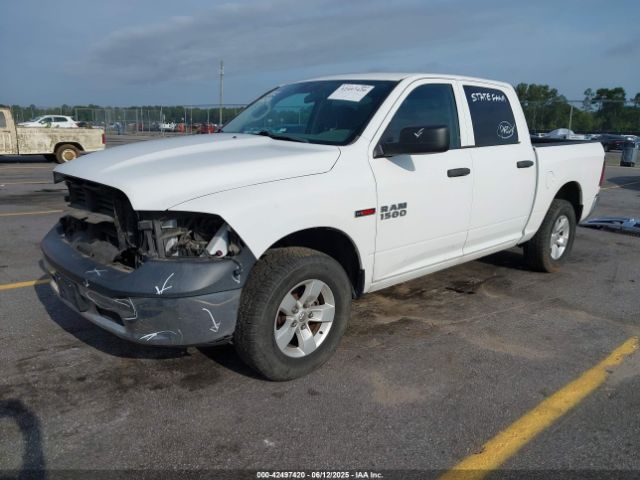 1C6RR7KM4JS297910 RAM 1500 Tradesman  4x4 5'7 Box