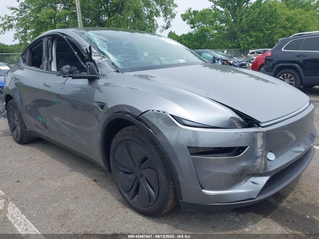 2026 TESLA MODEL Y 7SAYGDEE3TF333957 Photo 0