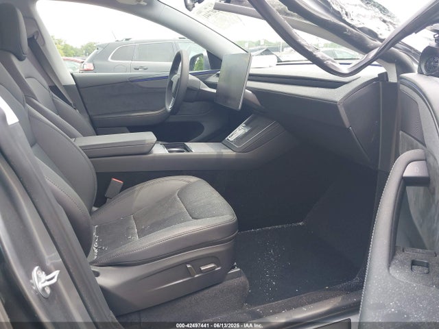 2026 TESLA MODEL Y 7SAYGDEE3TF333957 Photo 4