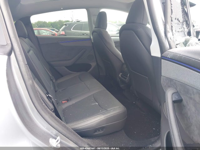 2026 TESLA MODEL Y 7SAYGDEE3TF333957 Photo 7