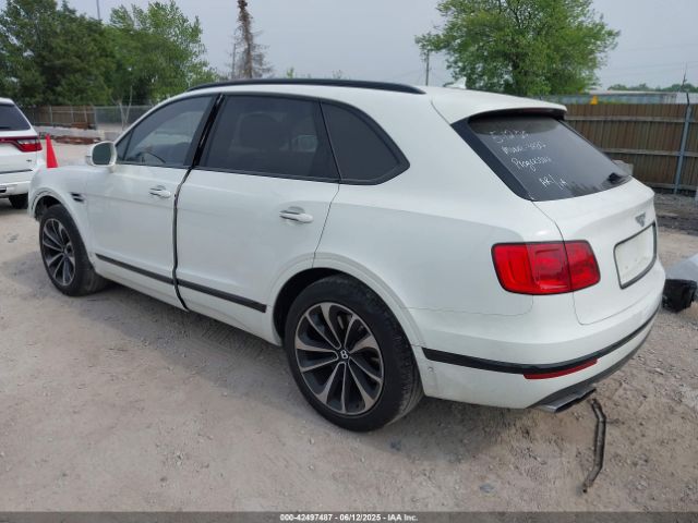 2019 BENTLEY BENTAYGA SJAAM2ZV2KC024581 Photo 2
