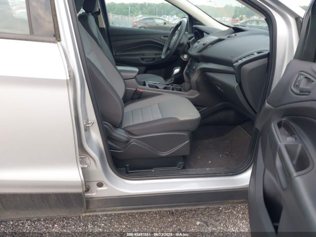 2019 FORD ESCAPE 1FMCU0F7XKUA86477 Photo 4
