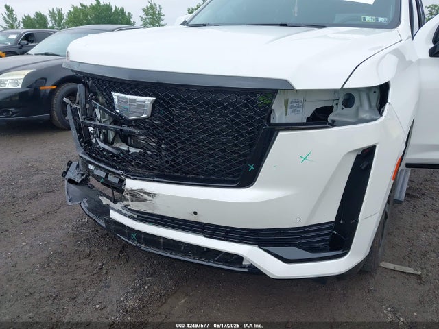 Cadillac l87 2024 1GYS4GKL2RR140583 Image 17