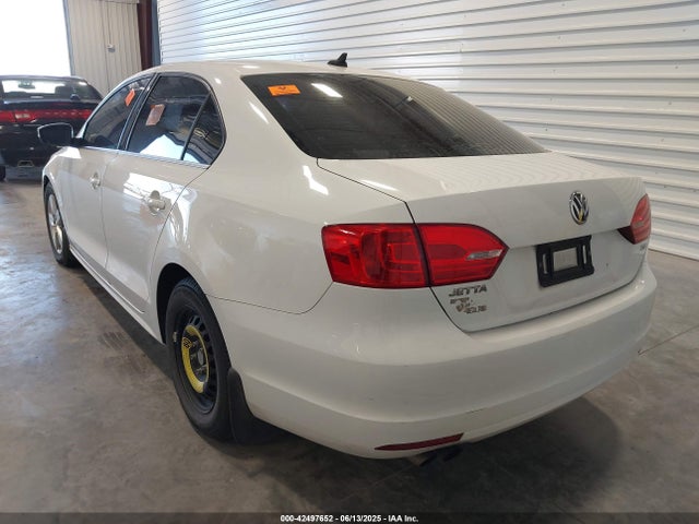 3VW3L7AJ7EM426712 Volkswagen Tdi