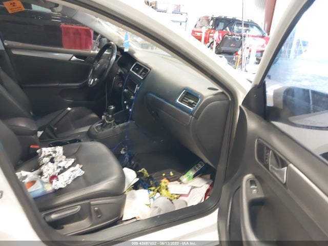 3VW3L7AJ7EM426712 Volkswagen Tdi