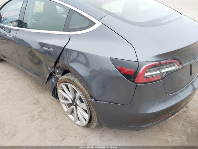 2019 TESLA MODEL 3 5YJ3E1EA5KF412599 Photo 5
