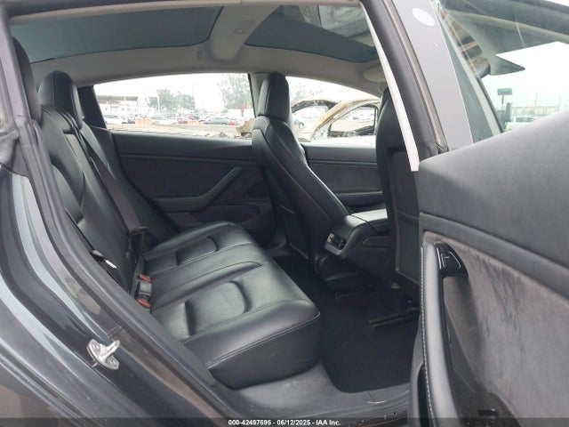 2019 TESLA MODEL 3 5YJ3E1EA5KF412599 Photo 7