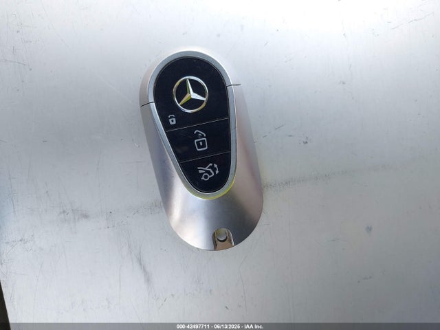 W1KCG2DB4PA033240 Mercedes-Benz ed