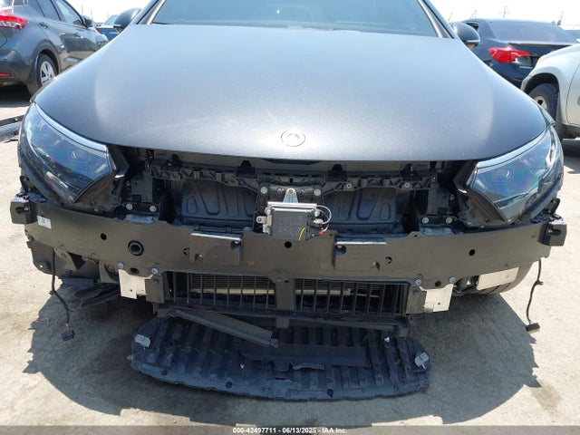 W1KCG2DB4PA033240 Mercedes-Benz ed