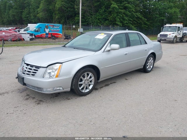 2010 CADILLAC DTS 1G6KD5EY9AU138318 Photo 1