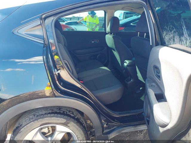 2019 HONDA HR-V 3CZRU6H3XKG720119 Photo 7