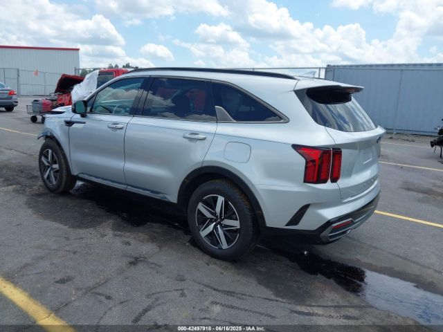 2021 KIA SORENTO 5XYRL4LC2MG007625 Photo 2