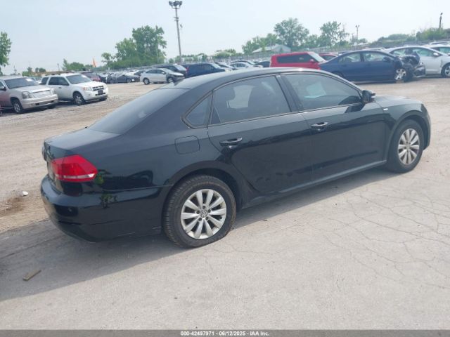 1VWAT7A37FC004161 Volkswagen Passat 1.8t Wolfsburg Edition