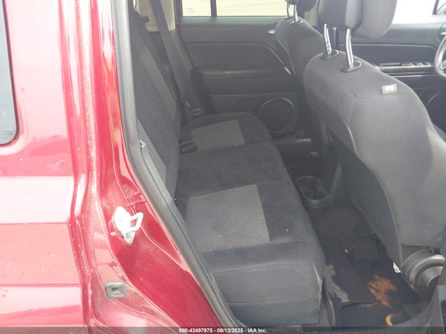 1C4NJPBA0FD314024 Jeep Patriot Altitude Edition