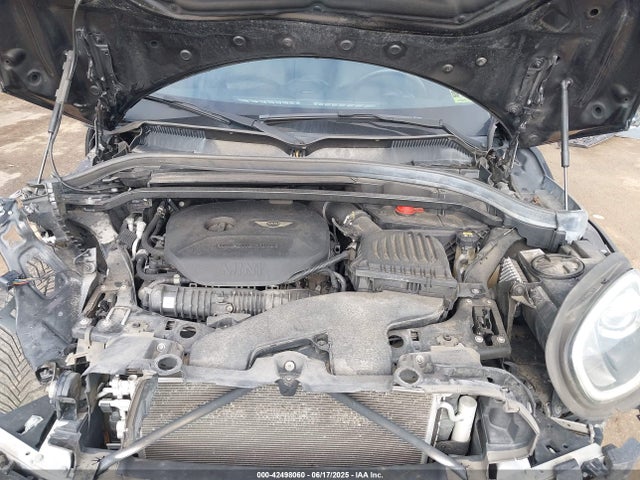 2019 MINI COUNTRYMAN WMZYV9C52K3B92204 Photo 9