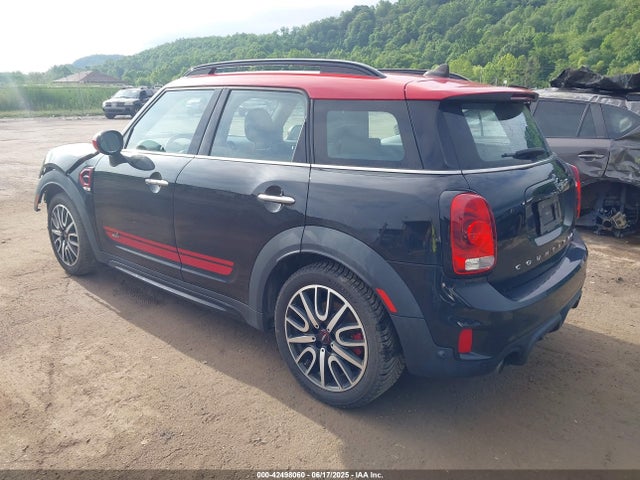 2019 MINI COUNTRYMAN WMZYV9C52K3B92204 Photo 2