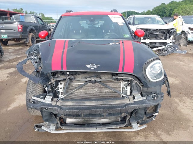 2019 MINI COUNTRYMAN WMZYV9C52K3B92204 Photo 5