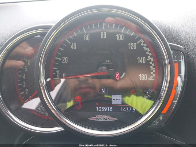 2019 MINI COUNTRYMAN WMZYV9C52K3B92204 Photo 6