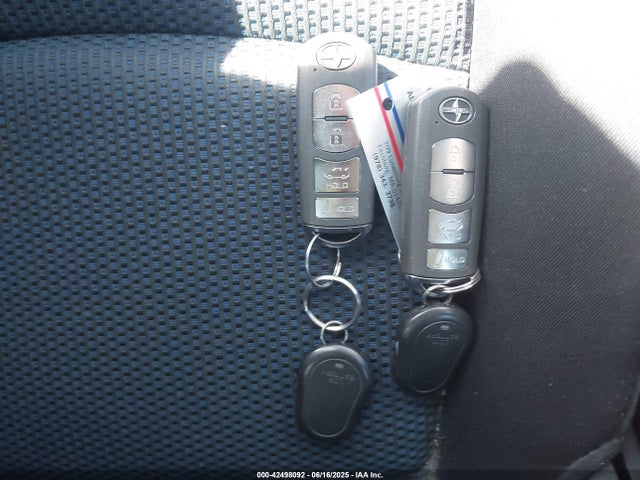 3MYDLBZV8GY130354 Scion p5v