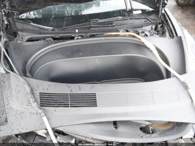 2024 TESLA MODEL 3 5YJ3E1EA7RF847893 Photo 9