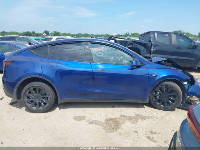 7SAYGDEE7PA171396 Tesla 2023