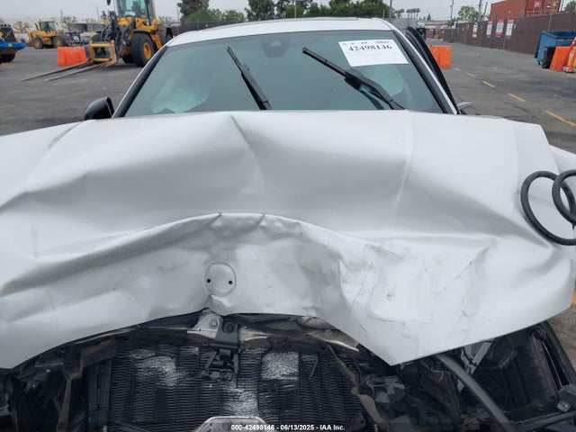 3MW5R7J04N8C45560 BMW 330I