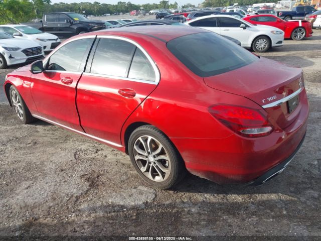 2016 MERCEDES-BENZ C 300 55SWF4JB7GU102146 Photo 2