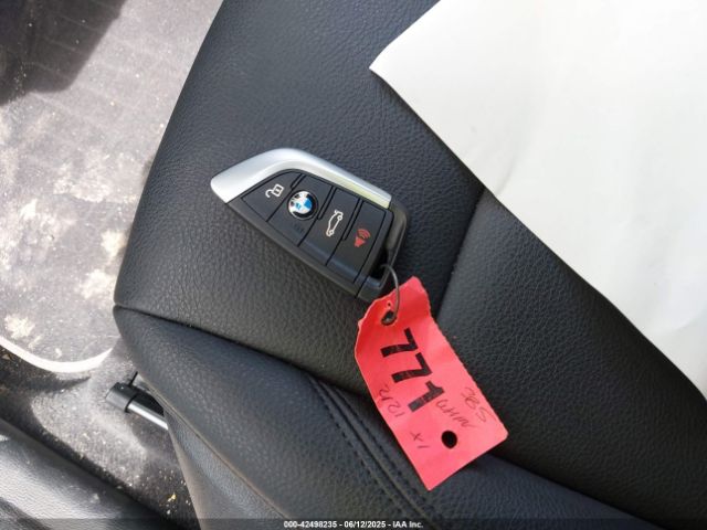 2021 BMW X1 WBXJG9C09M5T94206 Photo 10