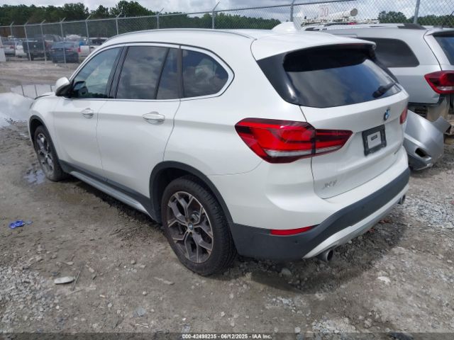2021 BMW X1 WBXJG9C09M5T94206 Photo 2