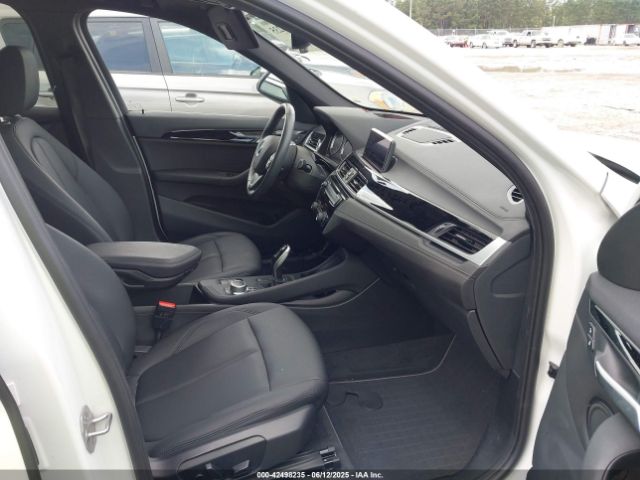 2021 BMW X1 WBXJG9C09M5T94206 Photo 4