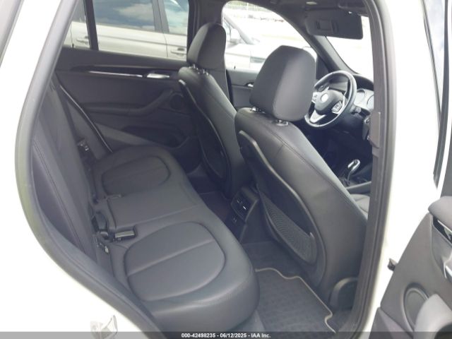 2021 BMW X1 WBXJG9C09M5T94206 Photo 7