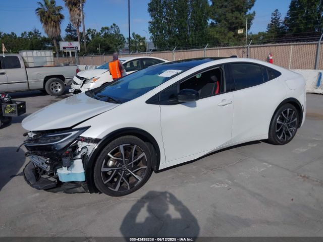 2024 TOYOTA PRIUS PRIME JTDACACU9R3023174 Photo 1