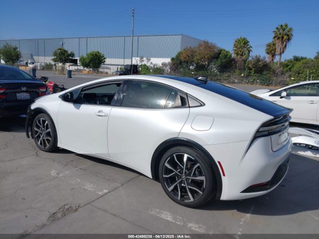 2024 TOYOTA PRIUS PRIME JTDACACU9R3023174 Photo 2