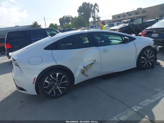 2024 TOYOTA PRIUS PRIME JTDACACU9R3023174 Photo 3
