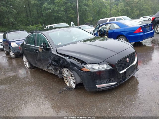 2016 JAGUAR XF SAJBK4BV9GCY11809 Photo 0