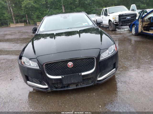 SAJBK4BV9GCY11809 Jaguar Xf 35t Prestige