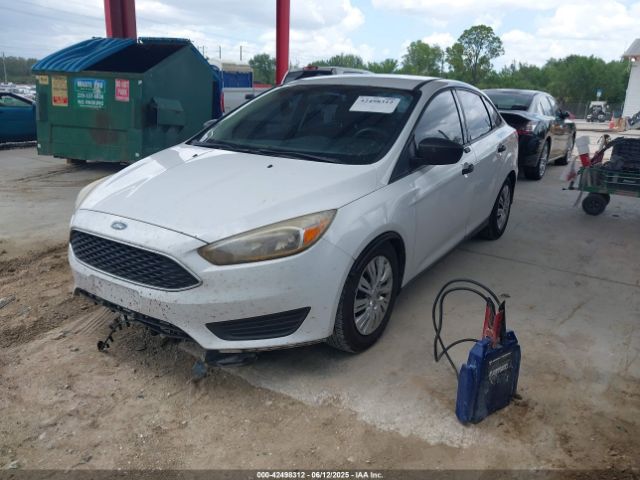 2015 FORD FOCUS 1FADP3E21FL372842 Photo 1