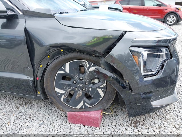 KNDCR3L12R5110007 KIA 2024