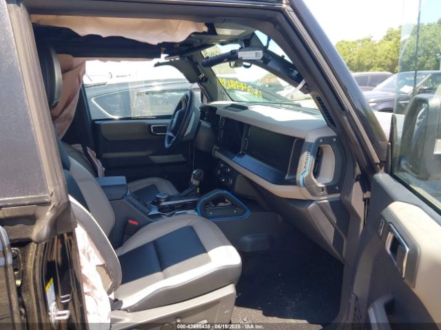 2023 FORD BRONCO 1FMEE5DP6PLB86854 Photo 4