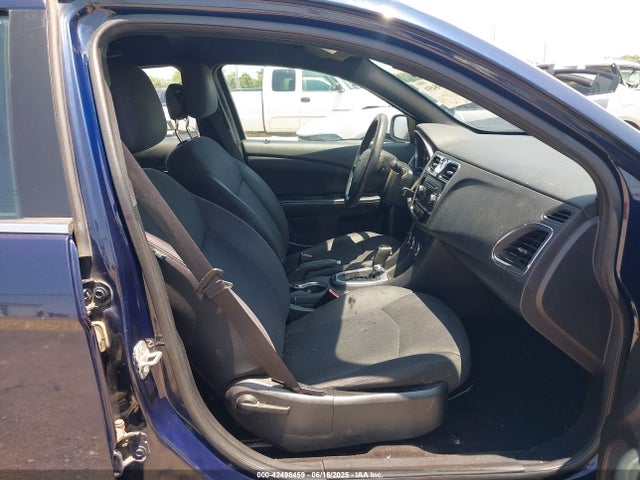 Chrysler 2014 2014 1C3CCBAB9EN124010 Image 5