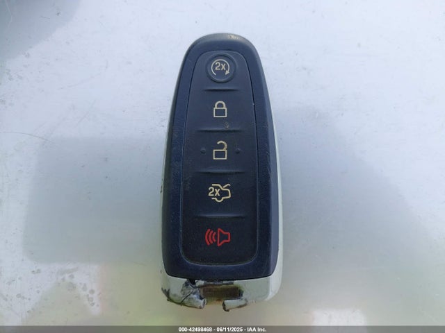 1FMCU0J9XHUA63203 Ford Escape Titanium