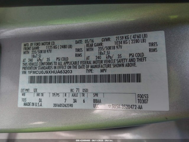 1FMCU0J9XHUA63203 Ford Escape Titanium