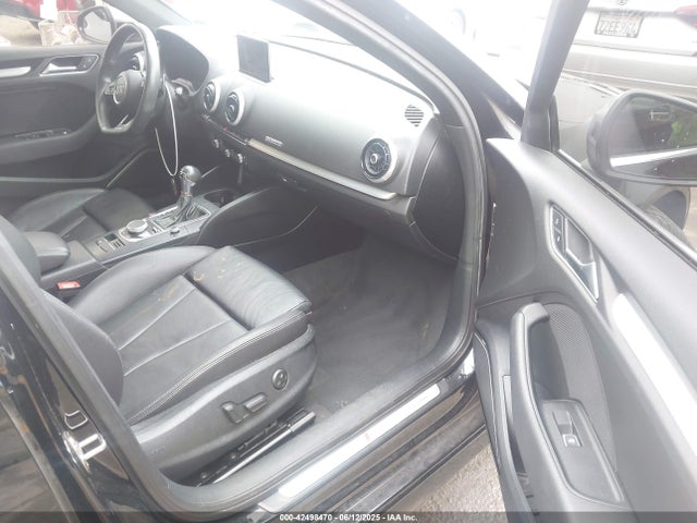 2018 AUDI S3 WAUB1GFF0J1086462 Photo 4