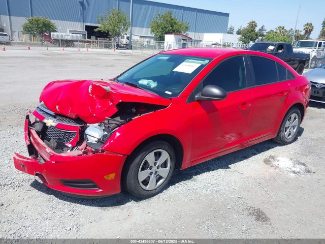 Chevrolet lwe 2014 1G1PA5SG4E7209025 Image 2